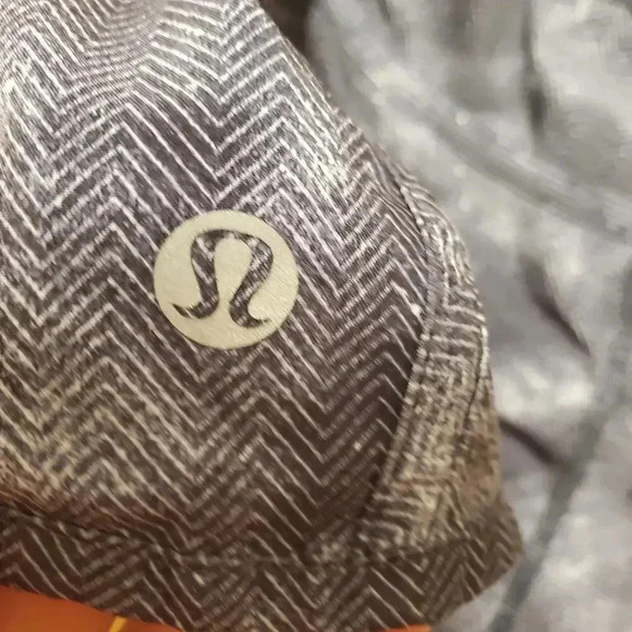 Lululemon Tracker Short IV
Mini Diffusion White Black / Black Size 12 - Picture 5 of 7